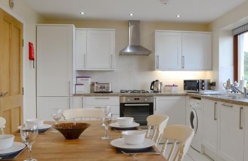 Linlithgow House | Carribber Beech