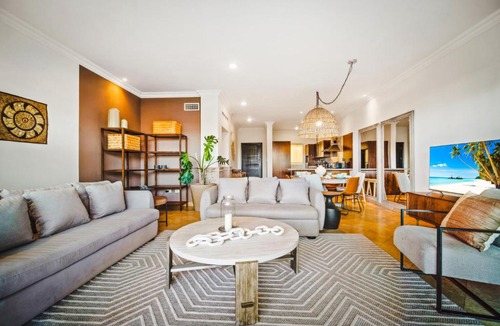 El Medano Ejidal Apartment | Casa Cascada Cabo Poolside Retreat, Minutes from Beach!