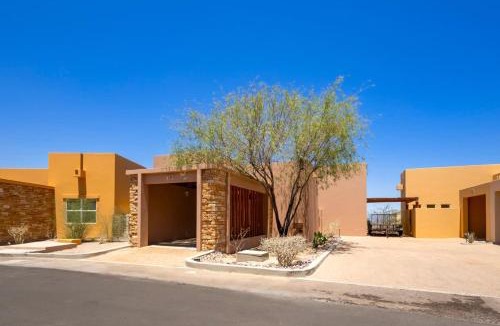 La Paz House | Casa Catalina Puerta Cortes with Beach Club Access
