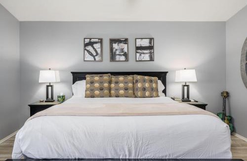 Desert View Village House | Casa Cave Creek Home