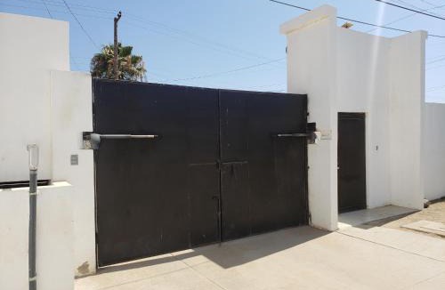 Ensenada House | Casa cerca de Estero Beach