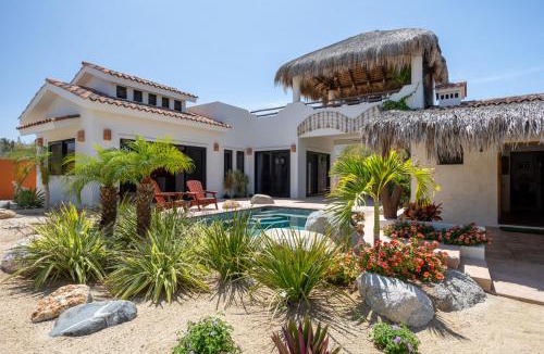 Los Barriles House | Casa De Las Mobulas near the beach and pickleball