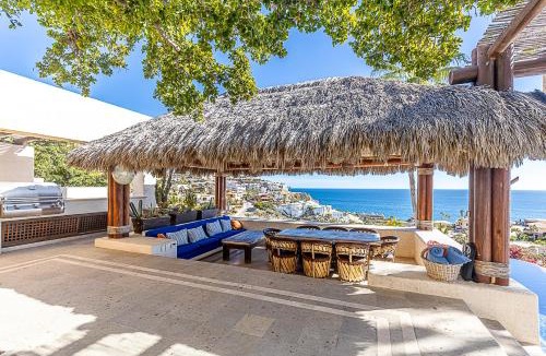 Pedregal House | Casa Dos Hermanas