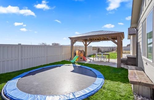 Caldwell House | Casa Enclave GUEST HOUSE