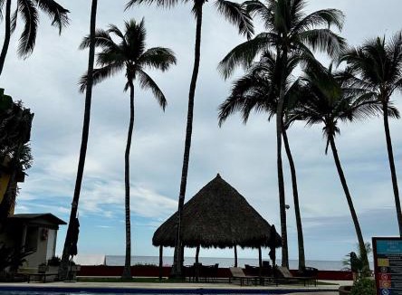 North End House | Casa Mara Beachfront Villa - Pool & Sunset Views