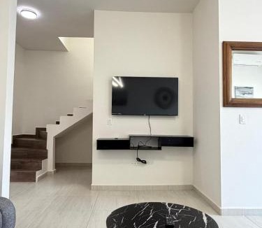 La Paz House | Casa moderna, 3 recámaras, alberca, La Paz BCS