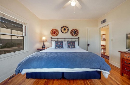 Sam Hughes House | Casita #7