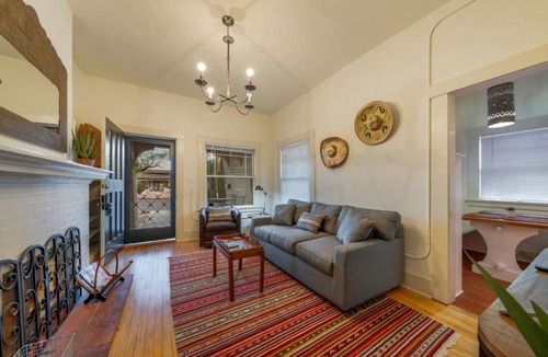 West University House | Casitas #2 & #3 Compound