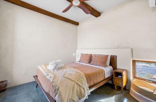 Catalina Foothills Estates House | Catalina Vista - Modern 2BD Foothills Retreat with Amazing Mountain Views