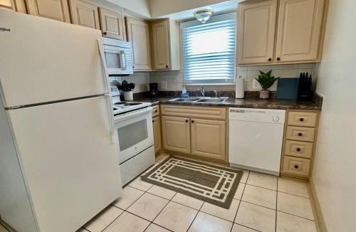 Joslyn Castle Apartment | Cathedral 2-By UNMC & Blackstone
