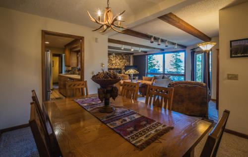 Windcliff Estates House | Cedar Lower Condominium 2 Bedroom condo