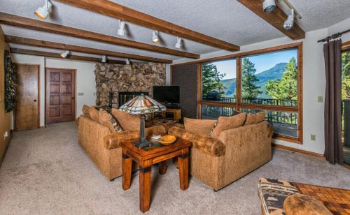 Windcliff Estates House | Cedar Lower Condominium 2 Bedroom condo