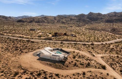 Joshua Tree House | Celestine - Modern w Pool Near Park Entrance