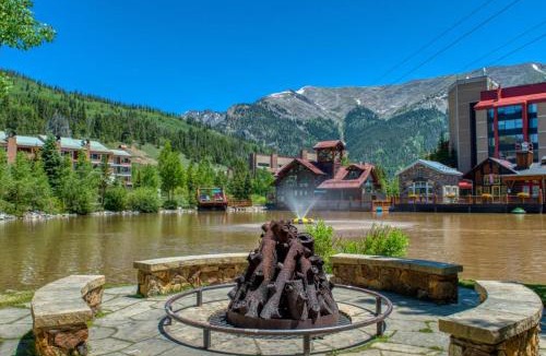 Copper Mountain Village Apartment | Center Village Hideaway