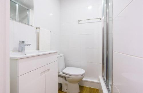 Santos Apartment | Central Lisbon Studio