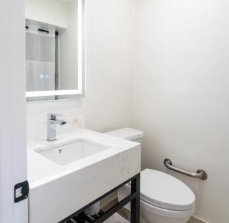 Downtown Phoenix Hotel | Central Phoenix Hotel