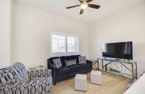 Tucson House | Central Tucson Condo w/Community Pool + Hot Tub!