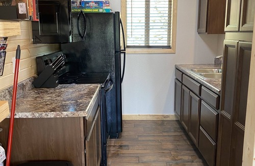 Rapid City Cabin | Centrally Located near everything the Black Hills has to offer! Open year round!