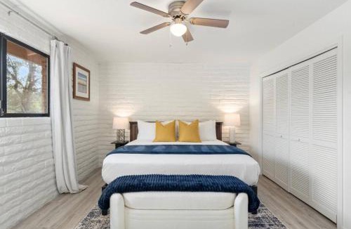 West Sedona House | Centrally Located with Pool, Hot Tub, & Firepit