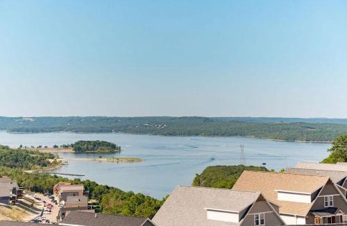 Table Rock House | Chalet 1896 at Table Rock Lake