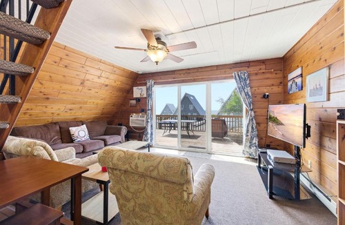 Stevensville Ski Chalet | Chalet #25