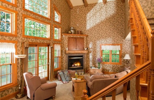 Sturgeon Bay Bed & Breakfast | Chanticleer Cabins