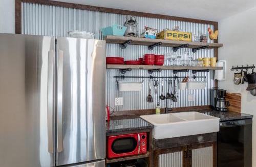 Fraser House | Charming 2BR Fraser Escape Fireplace Trails Resort Nearby