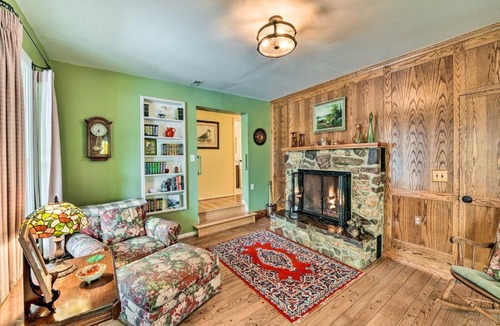 Buena Vista House | Charming Buena Vista Creekside Home: Walk to Main!