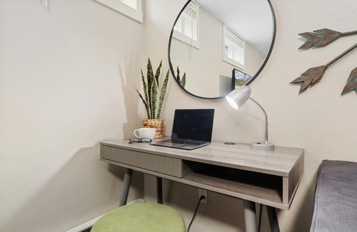University North Apartment | Charming Bungalow Next to CSU - Free Cruiser Bikes