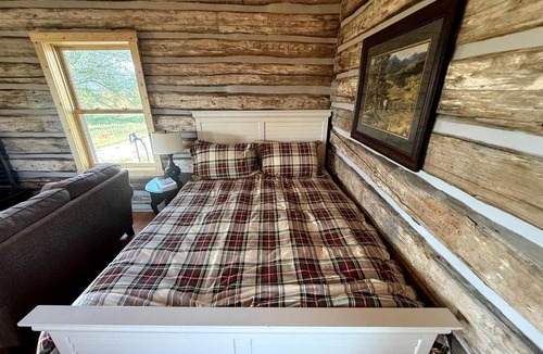 Ennis House | Charming Cabin with Pond and Mountain Views near Downtown Ennis, Montana