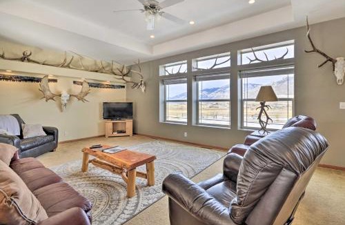 Cody House | Charming Cody Vacation Home w/Mtn Views!