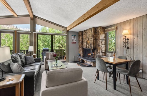 Snowmass Village Condo | Charming Condo Next To Base Village In Snowmass! Pool, HT, Balcony With Grill, Parking, W&D