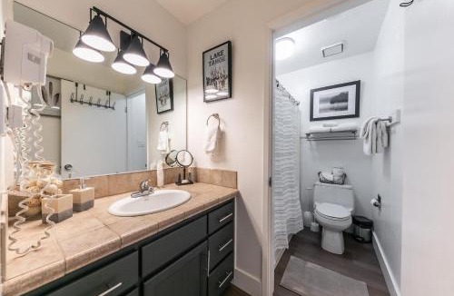 Truckee House | Charming Deluxe Studio w/Lake View #246 at Donner Lake Village