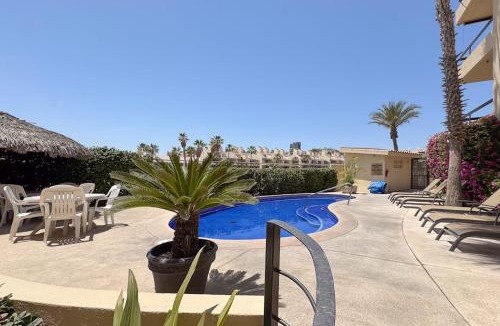 Campo de Golf Fonatur House | Charming Golf-view Condo with Pool, Hot Tub, Terrace & WiFi