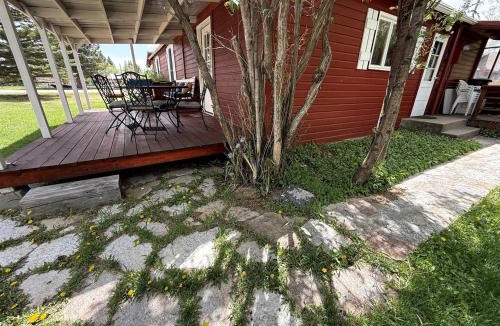 Ennis House | Charming Montana Bungalow with Madison River Views, Steps from Main Street in Ennis, MT