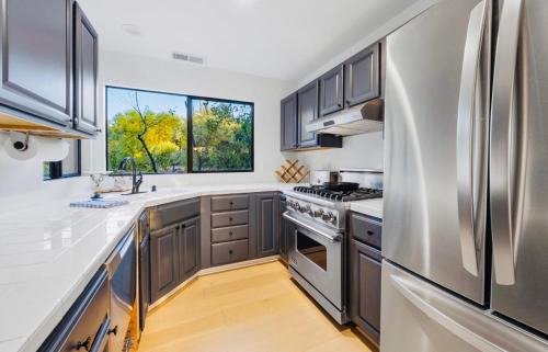 Meiners Oaks Apartment | Charming Private Cottage in Ojai
