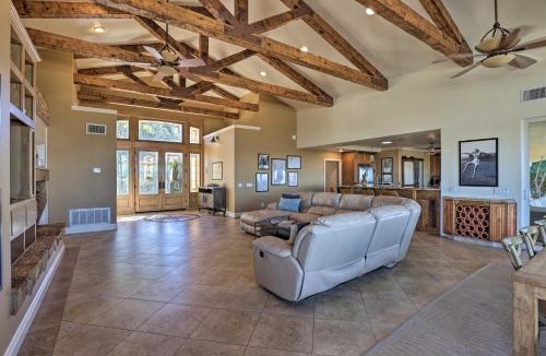 Temecula House | Charming Temecula Home w/Hot Tub, Mountain Views!