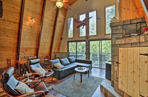 Lake Almanor West House | Chester Cabin w/Deck - Walk to Lake + Golfing!