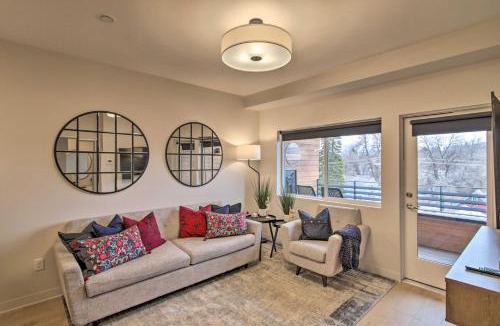 Bozeman House | Chic Bozeman Apartment - 1 Block Off West Main St!