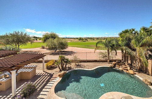 Maricopa House | Chic Maricopa Golf Course Escape w/ Outdoor Oasis!