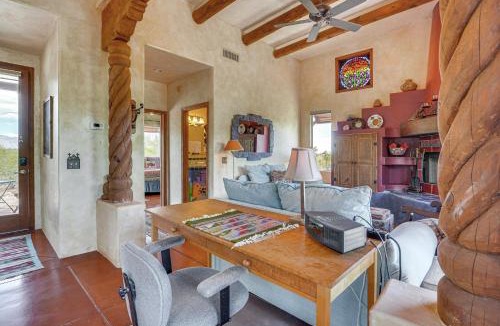 Tanque Verde House | Chic Tucson Casita w/Deck & Panoramic Views!