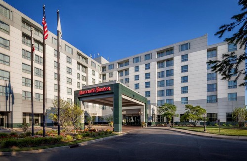 Deerfield Hotel | Chicago Marriott Suites Deerfield