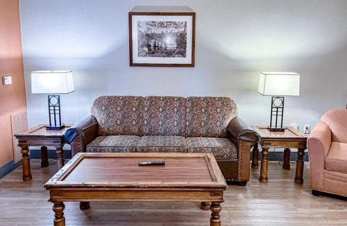 Wisconsin Dells House | Chula Vista Condos, 2341 and 2343