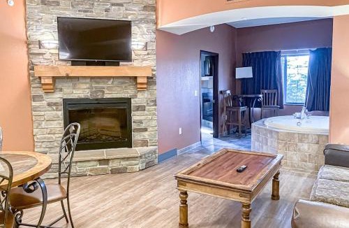 Wisconsin Dells House | Chula Vista Condos, 2341 and 2343