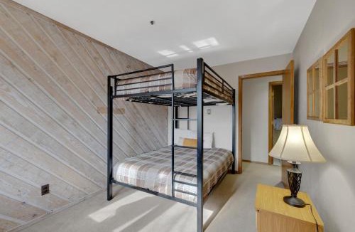 Historic District Apartment | Cimarron Chalet by Ski Country Resorts