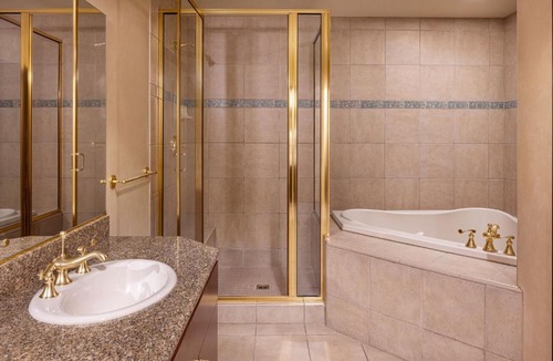 Downtown Reno Resort | Circus Circus Reno, A Caesars Destination