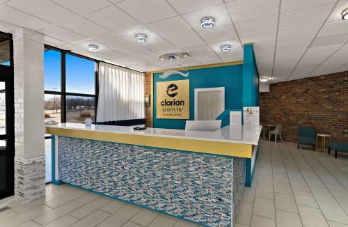 Normal Hotel | Clarion Pointe Bloomington-Normal near I-55 and University