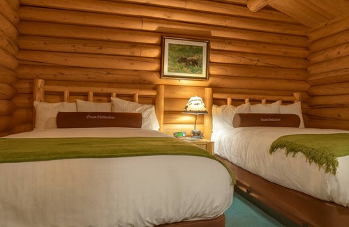 Moran Hotel | Clean and Safe! Naturalistic Getaway! Spacious Cottage, Close to Attractions