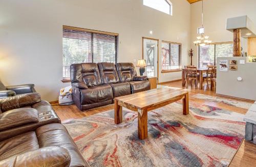Show Low House | Close to Golf & Hiking: Show Low Family Cabin