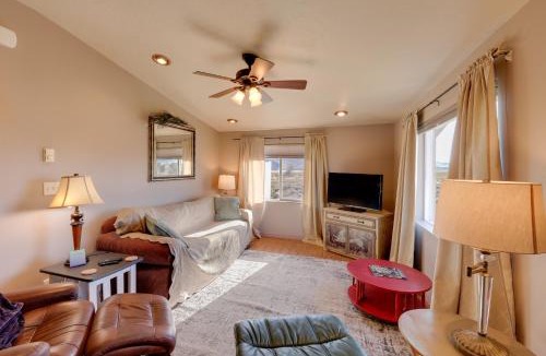 Hot Springs Apartment | Close to Hot Minerals Soak! Glacier NP Stopover